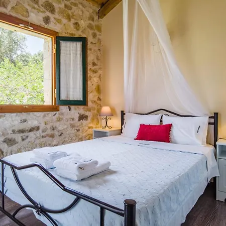 Adamantia Newly Built A2 3*